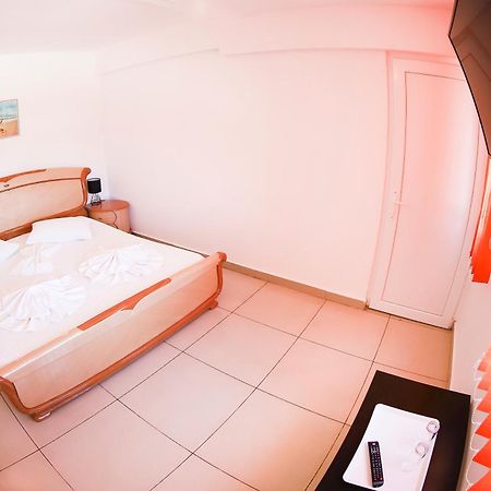 Hotel Proton K3 Нептун Екстериор снимка